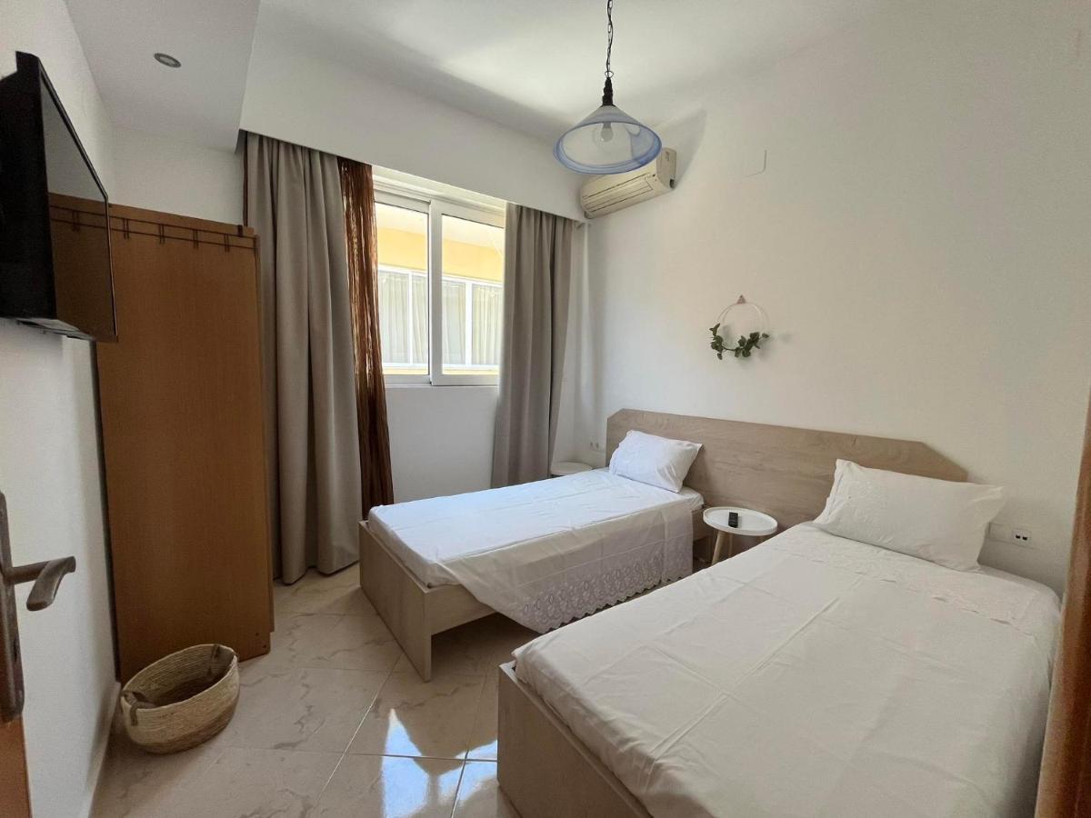 Apartament Nesea *